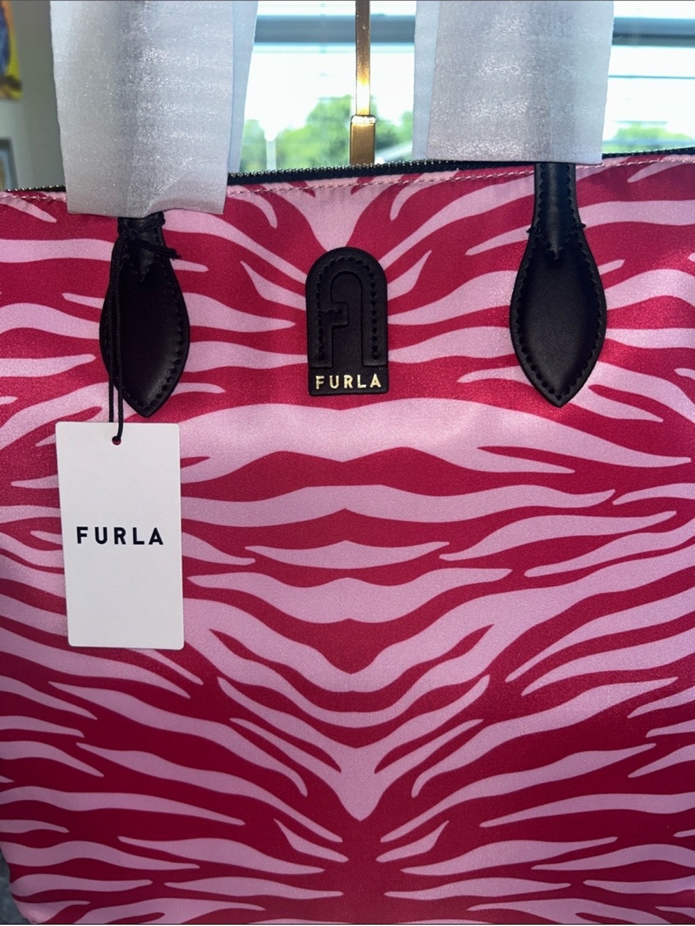Furla NWT Pink and Light Pink Zebra Print Calipso Tote with Dust Bag - Picture 2 of 10